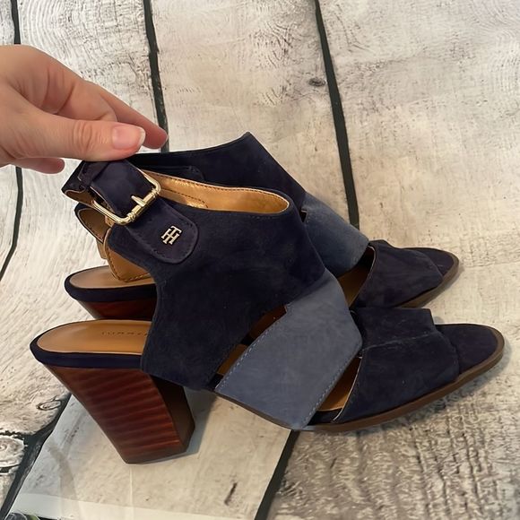 Tommy Hilfiger Navy and Light Blue Heels - Picture 5 of 5